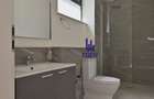 3 Bed Apartment with En Suite in Riverside - 11