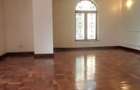 5 Bed Townhouse with En Suite in Kileleshwa - 16