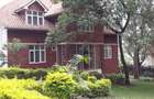 5 Bed House with En Suite at Rosslyn - 4