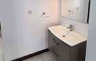 3 Bed Apartment with En Suite at City Park Avenue - 12