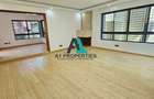 5 Bed Townhouse with En Suite in Lavington - 1