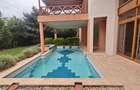 5 Bed Townhouse with En Suite in Lavington - 17