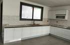 5 Bed Townhouse with En Suite in Lavington - 16