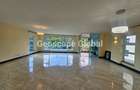 5 Bed Apartment with En Suite in Spring Valley - 18