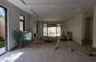 5 Bed Townhouse with En Suite in Lavington - 3