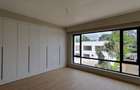 5 Bed Townhouse with En Suite in Kyuna - 17