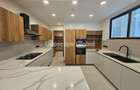 4 Bed Apartment with En Suite in Spring Valley - 4