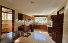 4 Bed House with En Suite in Nyari - 4