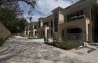 5 Bed Townhouse with En Suite in Lavington - 1