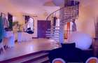 5 Bed Villa with En Suite at Baobab Road - 5