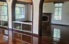 5 Bed House with En Suite in Runda - 20