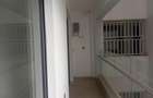 1 Bed Apartment with En Suite at Kilimani - 4