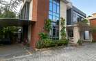 5 Bed Villa with En Suite in Nyali Area - 5
