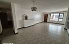 4 Bed Apartment with En Suite at Parklands - 10