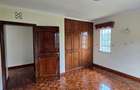 5 Bed House with En Suite in Runda - 9