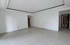3 Bed Apartment with En Suite in Brookside - 9