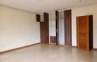 4 Bed Townhouse with En Suite in Runda - 6