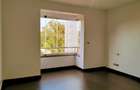 3 Bed Apartment with En Suite at Riverside Drive - 6