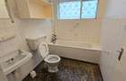 4 Bed House with En Suite in Rosslyn - 11