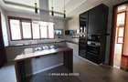 4 Bed House with Swimming Pool in Runda - 3