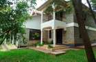 5 Bed House with En Suite in Runda - 10