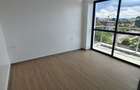 3 Bed Apartment with Gym in Riverside - 7