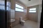 5 Bed House with En Suite in Lavington - 9