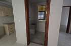 1 Bed Apartment with En Suite at School Lane - 3