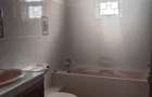 5 Bed Townhouse with En Suite in Lavington - 17
