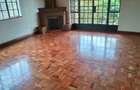 5 Bed Townhouse with En Suite at Lavington - 8