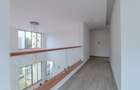 5 Bed Townhouse with En Suite in Lavington - 12
