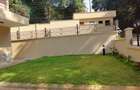5 Bed Townhouse with En Suite at Lavington - 5