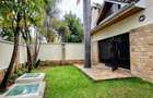 5 Bed Villa with En Suite in Lavington - 1