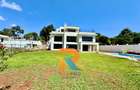 5 Bed House with En Suite in Loresho - 1