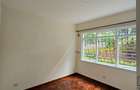 4 Bed House with En Suite in Runda - 11