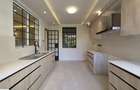 4 Bed House with En Suite at Westlands - 5