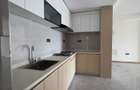3 Bed Apartment with En Suite in Riverside - 5
