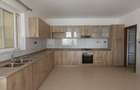 Studio Apartment with En Suite in Westlands Area - 18