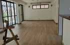 5 Bed Townhouse with En Suite at Lavington - 20