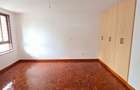 5 Bed Townhouse with En Suite at Lavington Green - 18