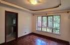 5 Bed Townhouse with En Suite in Runda - 7