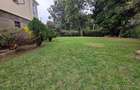 4 Bed House with En Suite in Lavington - 9