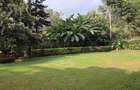 6 Bed House with En Suite in Lavington - 2