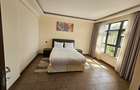 Serviced 2 Bed Apartment with En Suite in Spring Valley - 10