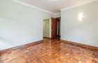 5 Bed Townhouse with En Suite in Karen - 3
