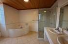 5 Bed House with En Suite in Runda - 3