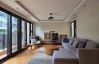 5 Bed Townhouse with En Suite in Lavington - 6