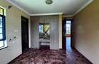5 Bed Townhouse with En Suite in Runda - 14