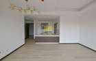 1 Bed Apartment with Swimming Pool in Rosslyn - 4