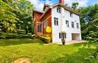 5 Bed House with En Suite in Rosslyn - 1